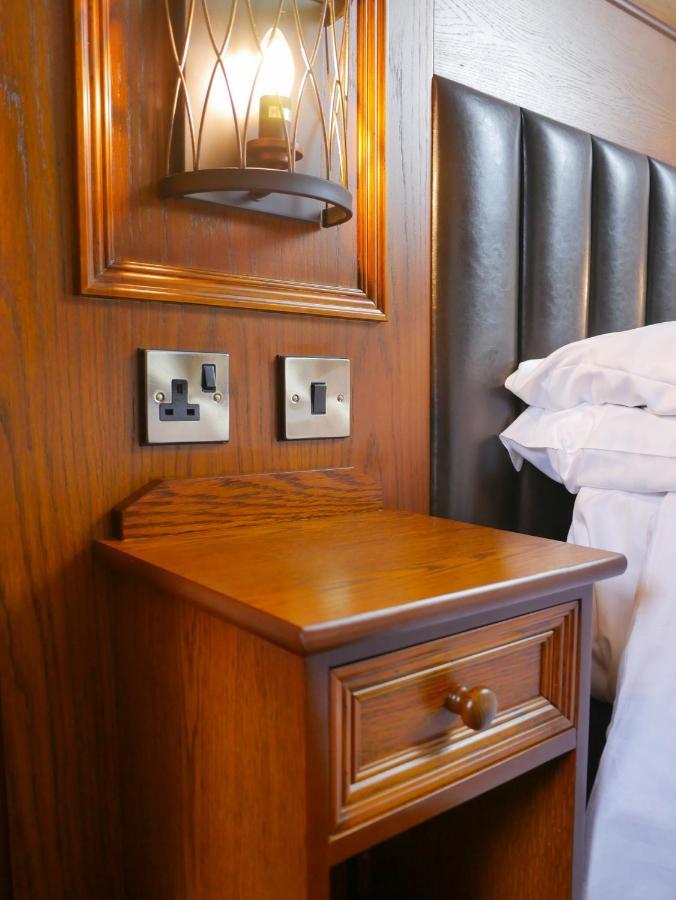 Crown & Anchor Inn Brough  Bagian luar foto